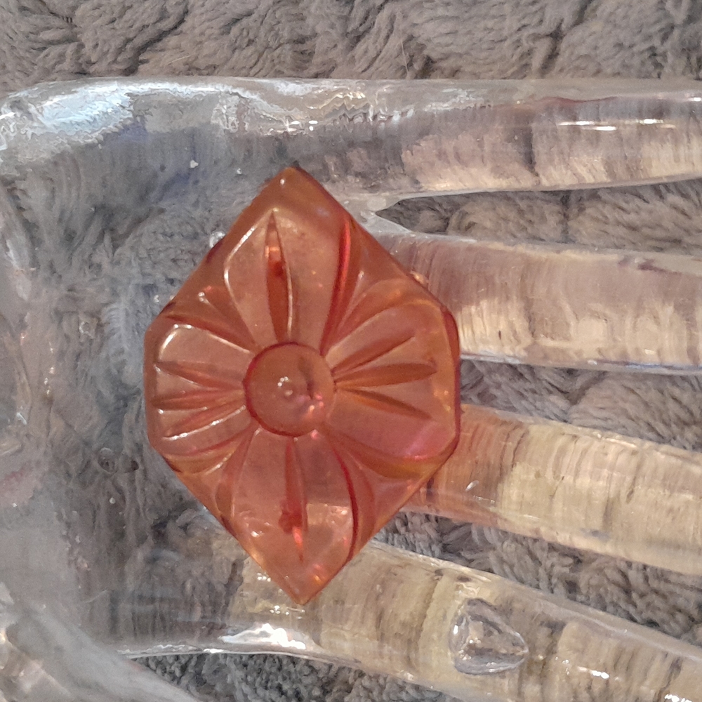 Vintage Art Deco Apple Juice Bakelite Pin Broach